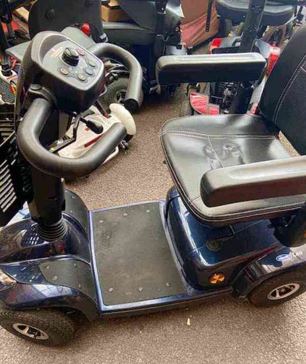 Invare Leo secondhand scooter