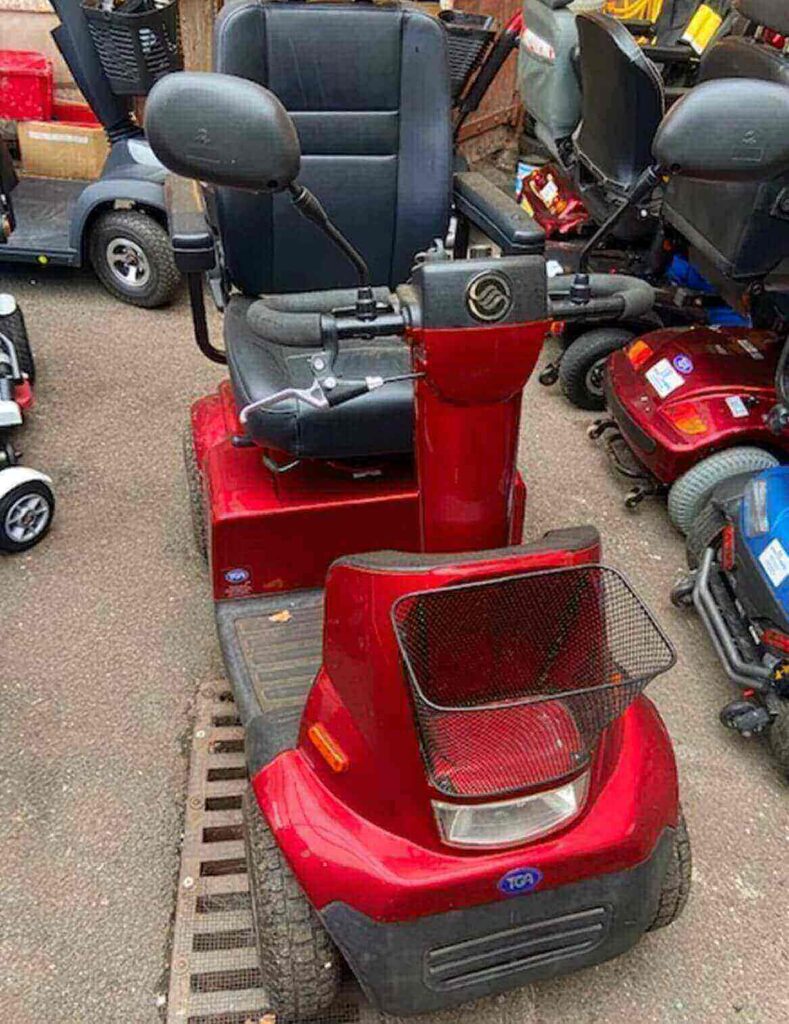 TGA Breeze Midi secondhand scooter image