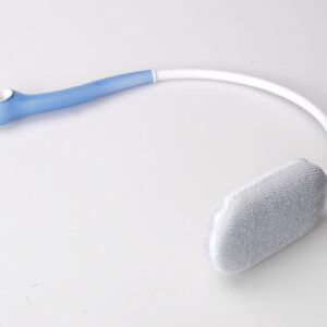Flexible hearing aid with comfort receiver and white behind-the-ear design for easy use.