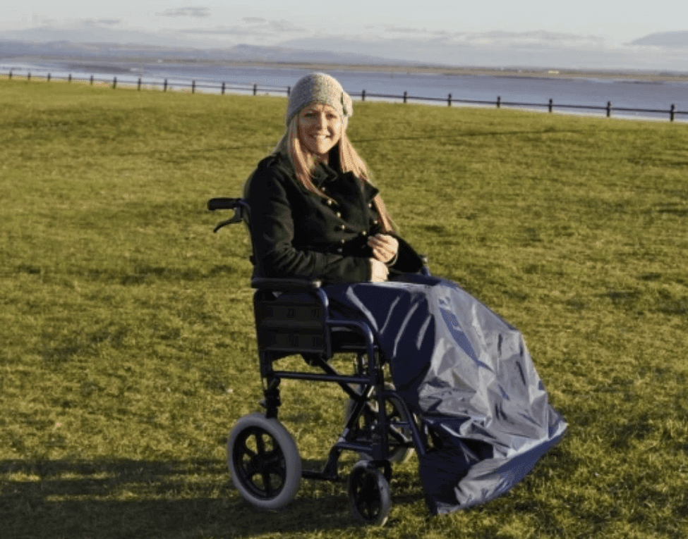 Splash Deluxe Wheelchair Apron (Lined)