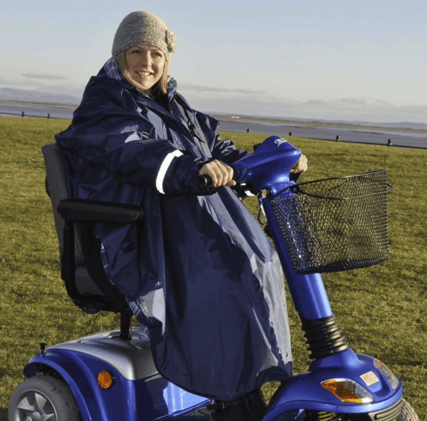 Splash Deluxe Wheelchair Poncho Sleeved (Lined)